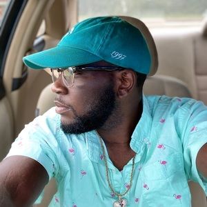 Meet your Posher, Deshun